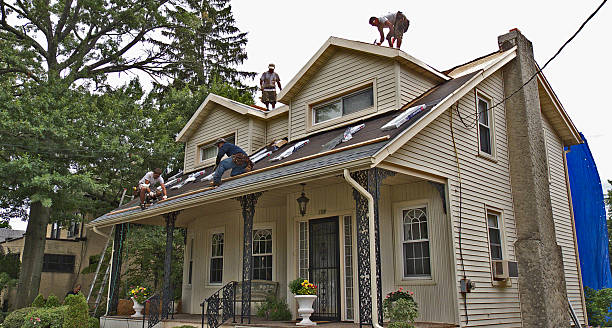 Best Best Roofing Contractors  in Luxemburg, WI